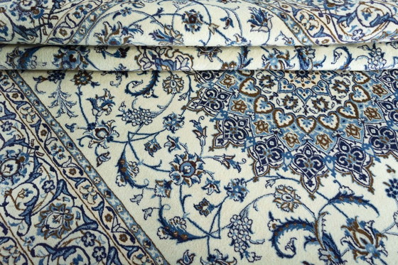 Image 1 of Alfombra oriental Nain 9La anudada a mano con contenido de seda - 303 x 197 cm