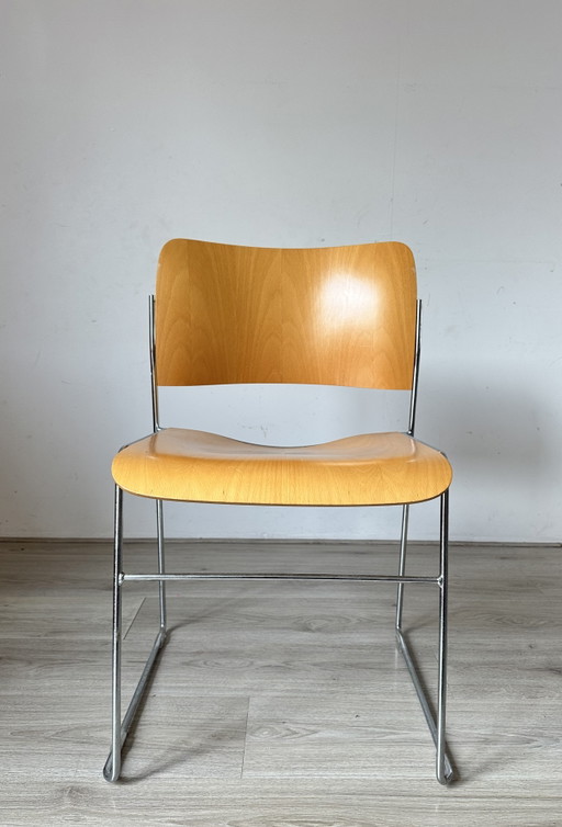 6 chaises Howe, design David Rowland