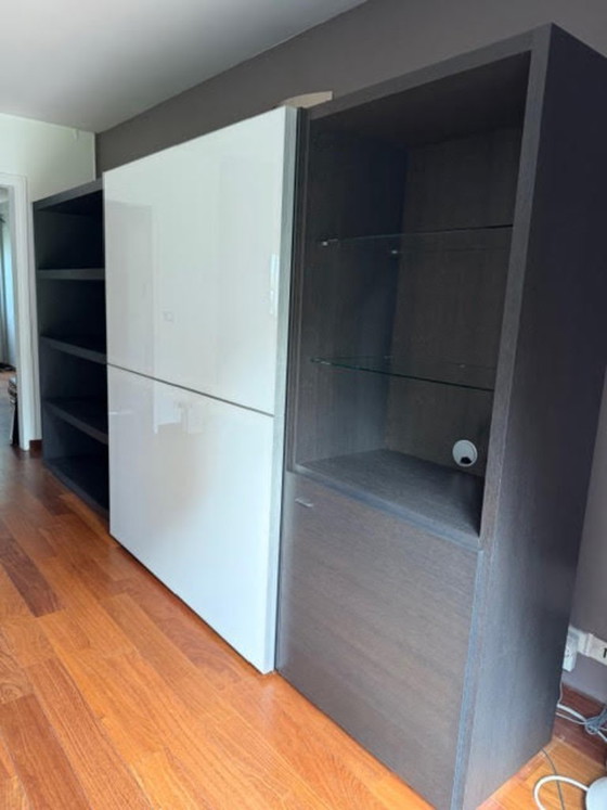 Image 1 of Pink Line TV Library