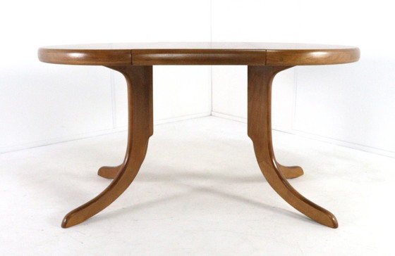 Image 1 of Compact 2x extendable dining table 'Mannheim' vintage