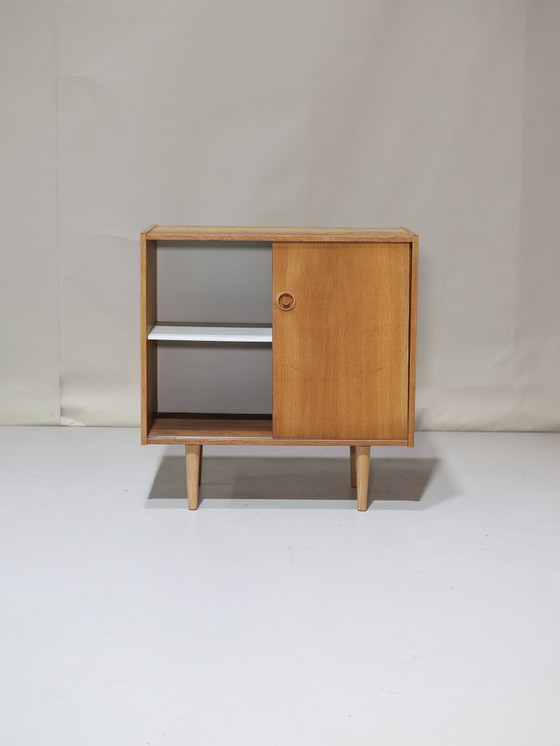 Image 1 of Armoire à portes coulissantes chêne vintage danois