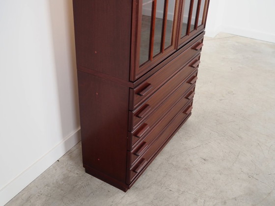 Image 1 of Vetrina in mogano, design danese, anni '70, produzione: Danimarca