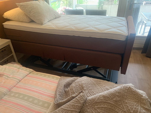 Hml bedding boxspring verkeert in zeer goede staat