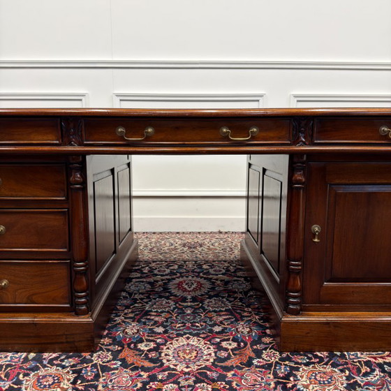 Grande Scrivania Classica Inglese – Scrivanie, Leather, Wood (photo 12 of 21)