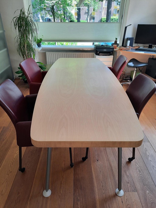 Grande table à manger élégante B&B Italia