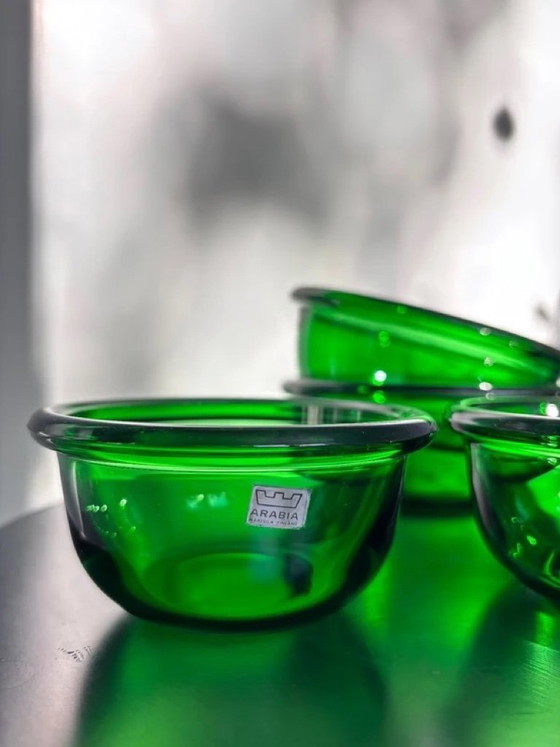 Image 1 of Arabia Finlandia - Set di 5 ciotole luna vintage in vetro verde - Design Kaj Franck - Nuutajärvi - anni '70