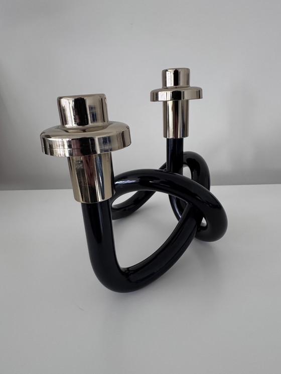 Image 1 of Bougeoir « Pretzel » en acrylique noir et laiton, dans le style de Dorothy Thorpe, années 1960