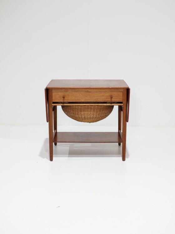 Tavolo da cucito Hans Wegner AT33 Andreas Tuck in teak e rovere, danese, anni '50 – Tavolini, Wood, Vintage (photo 3 of 12)