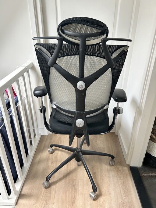 Vitra Ypsilon Office chair