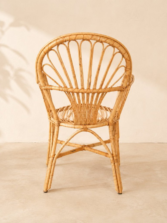 Image 1 of Sillón holandés de mediados de siglo con mesa auxiliar, década de 1960.