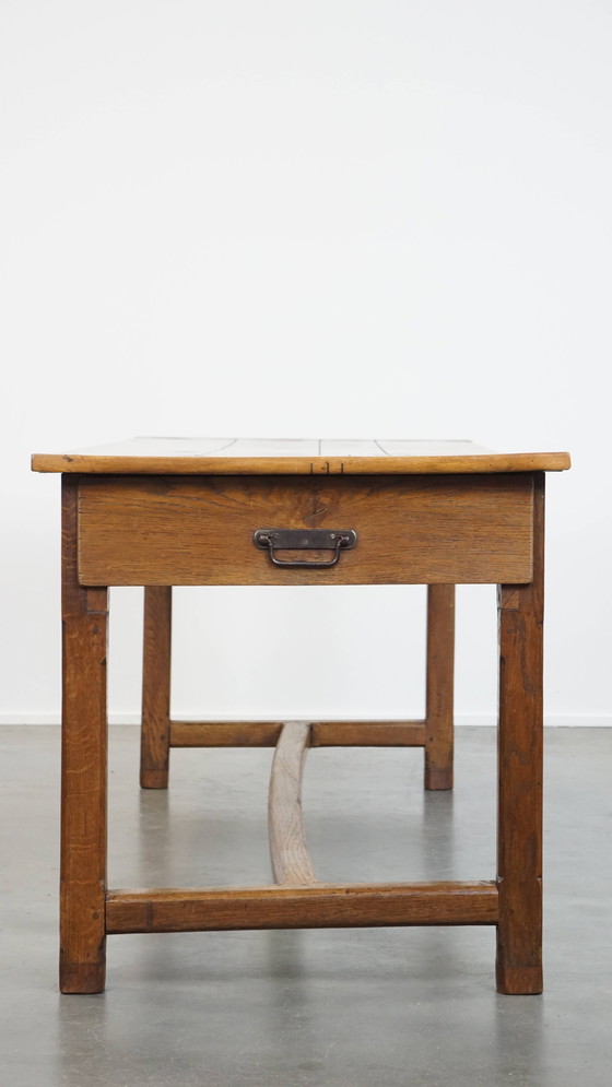 Image 1 of Ancienne table à manger française pour 6 personnes de la fin du 18e siècle