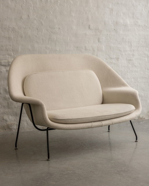 Saarinen Womb Settee Knoll