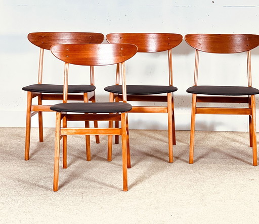 Zes Farstrup Model 210 Eetkamerstoelen (2 Sets Beschikbaar)