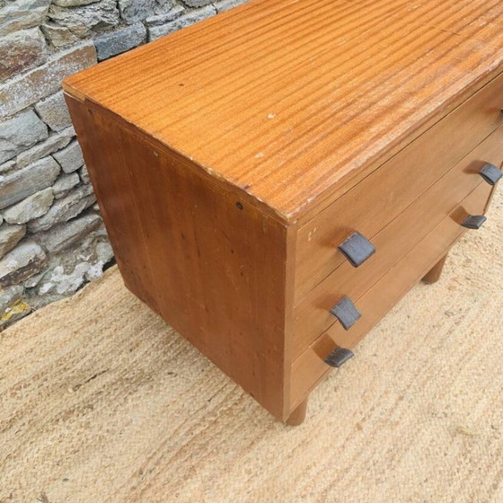 Cassettiera vintage con maniglie in pelle – Anni '50/'60 – Cassettiere, Legno (photo 16 of 25)