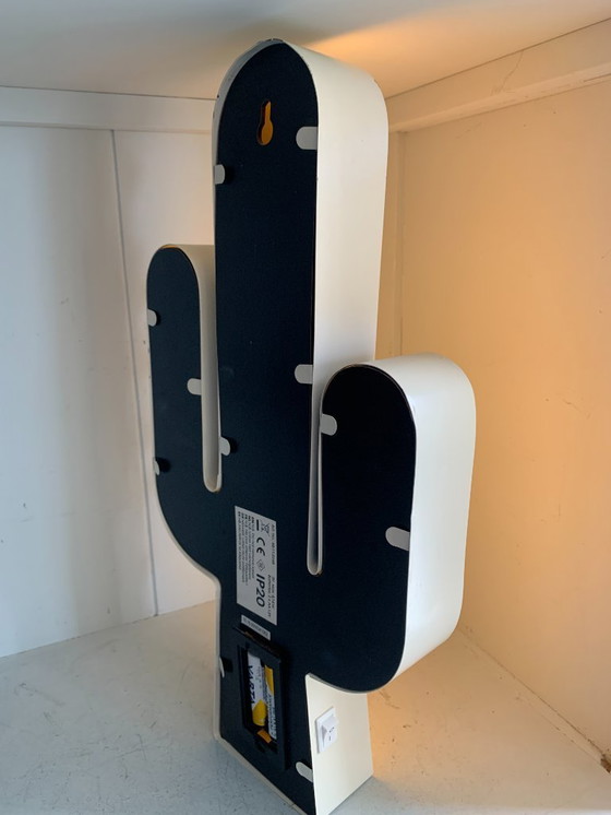 Image 1 of VINTAGE Cactus Designlamp (Staande lamp) - Met alle lichtbollen werkend en goede schakelaar - 2x AA - Staande lamp - Metaal