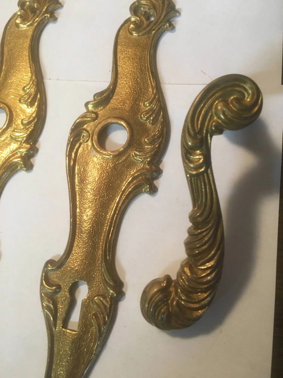 Louis xv style brass crutches and plaques – Decorative Objects, Vintage (photo 4 of 14)