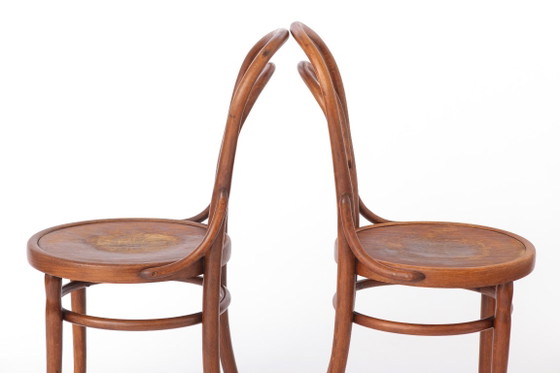 Par de sillas antiguas de madera curvada | Sillas de comedor austriacas de madera de haya | Estilo Thonet | (photo 8 of 11)