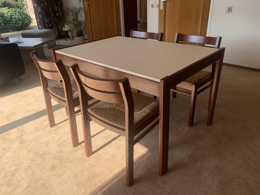 Pastoe tafel en stoelen by Cees Braakman