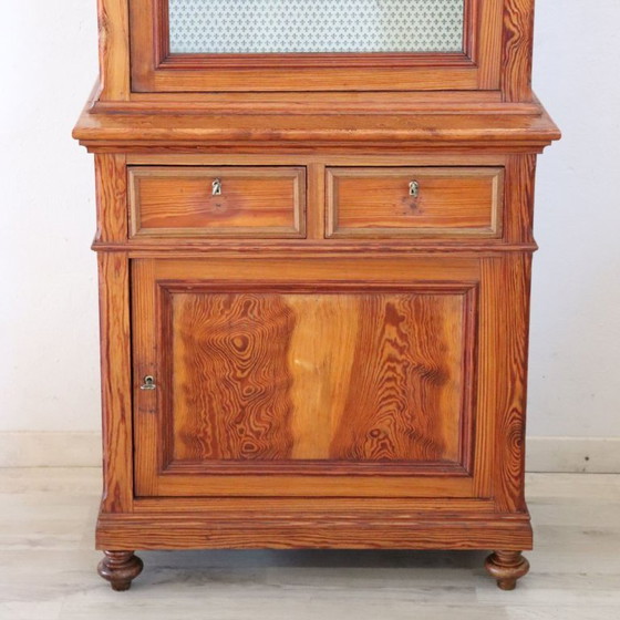 Vitrine ancienne en bois de mélèze, Italie, fin du XIXe siècle – Wood (photo 5 of 13)