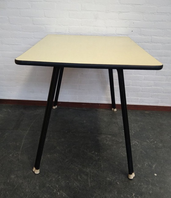 Image 1 of Brabantia Vintage Keukentafel Kleur Geel