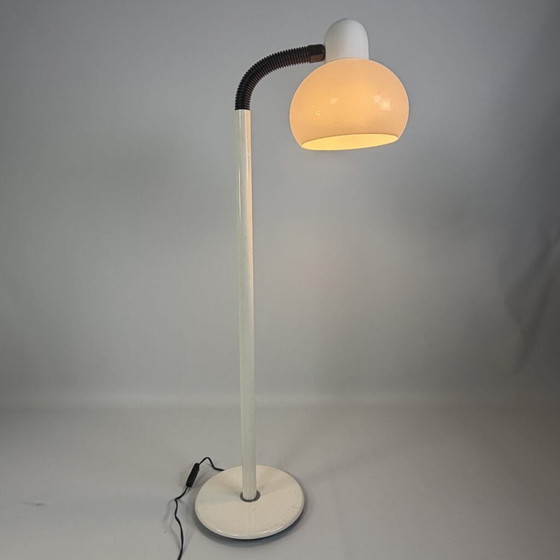 Mushroom floor lamp by Hala Zeist – Floor lights, Plastic, Vintage (photo 3 of 25)