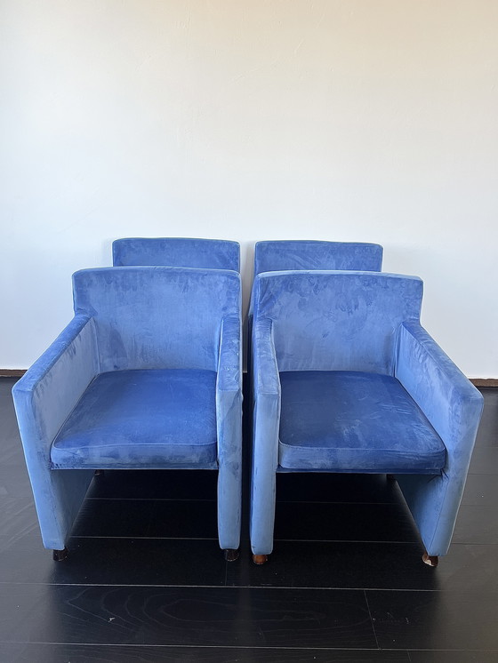 Image 1 of 4 x blauer Samt torquoise Samt Luxus Esszimmerstuhl mit bequemen Armlehnen