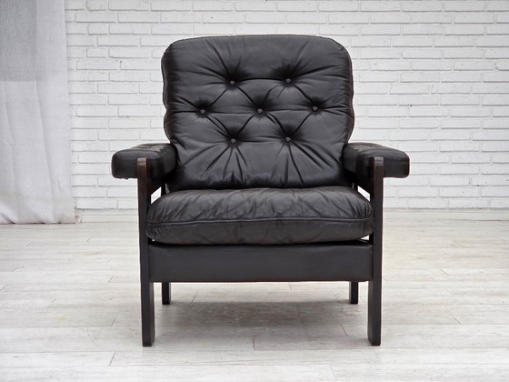 Image 1 of Deense fauteuil uit de jaren 70, bruin meubelleer, eikenhout.