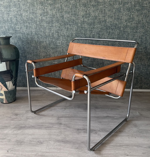 Vintage Wassily stoel – Cognacbruin leer – Fasem
