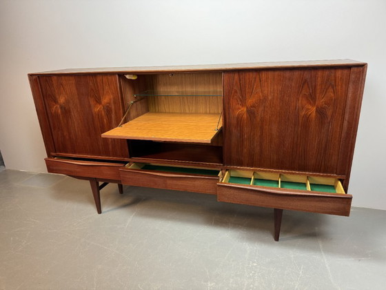 Image 1 of Skandinavisches Mid-Century-Design-Highboard, zugeschrieben E.W. Bach für Sejling Skabe, Dänemark, 1960er Jahre