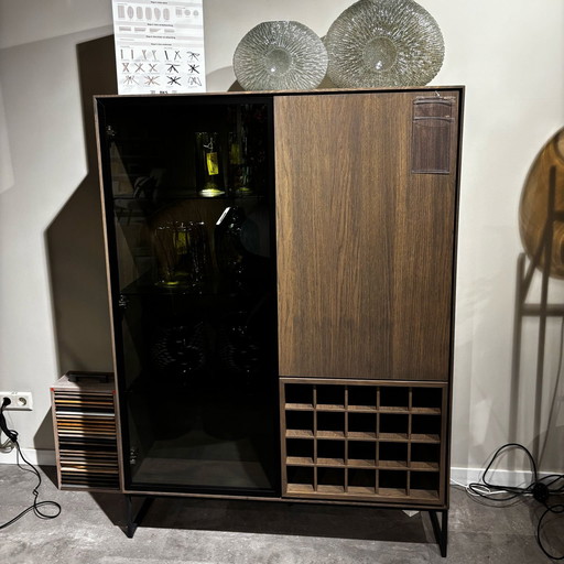 Mobiletto da parete Ettic di BKS Furniture