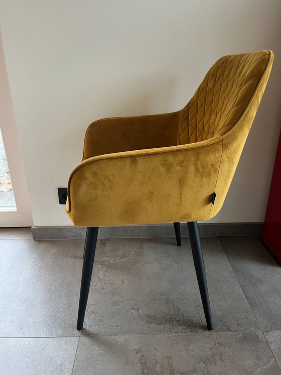 Image 1 of 8 Samt-Esszimmerstühle