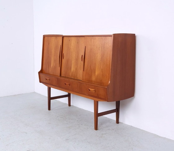 Image 1 of Vintage hoog teak dressoir, 1960s
