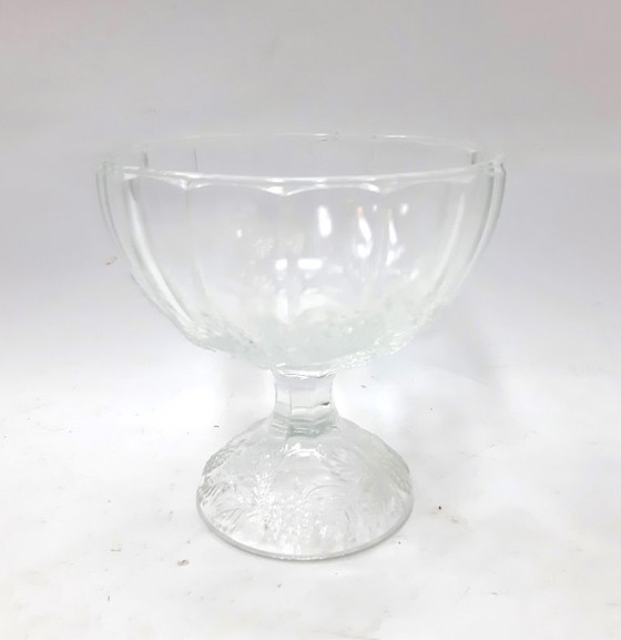 Image 1 of Coupe à glace vintage, bonbonnière en verre sur support
