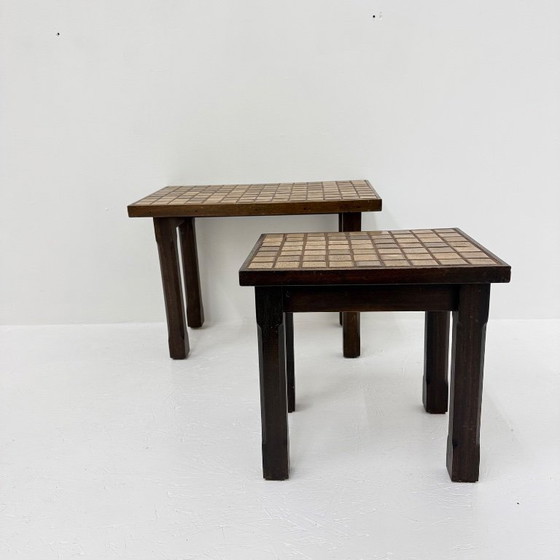 Image 1 of Set aus 2 brutalistischen Beistelltischen aus massivem Eichenholz mit Fliesenplatte, 1970er Jahre