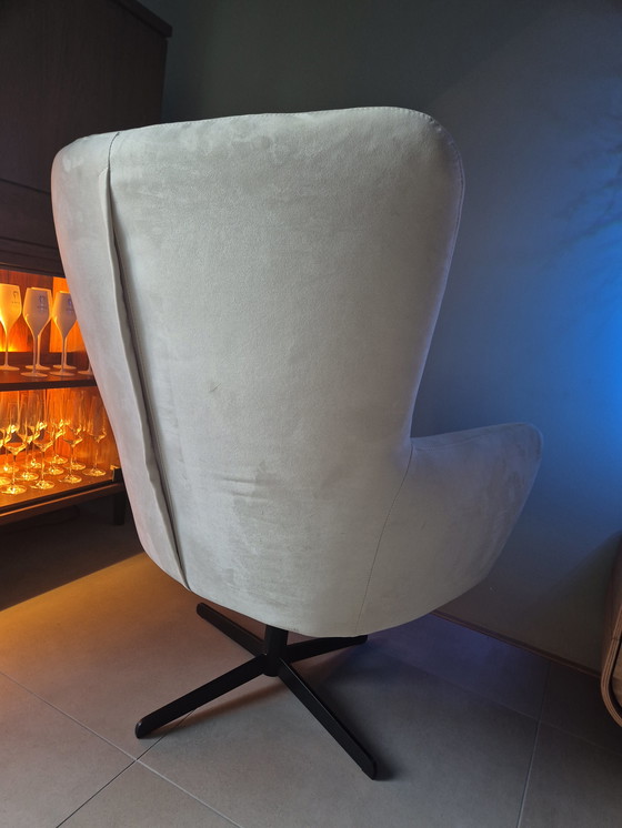 Image 1 of Urban Sofa by Ira Ness