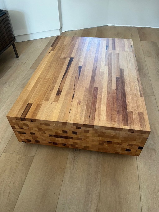 Linteloo Aulia Coffee Table