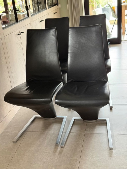 4 chaises Rolf Benz noires
