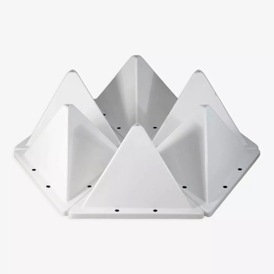 Image 1 of 6x Tetrahedron Shaped Elements