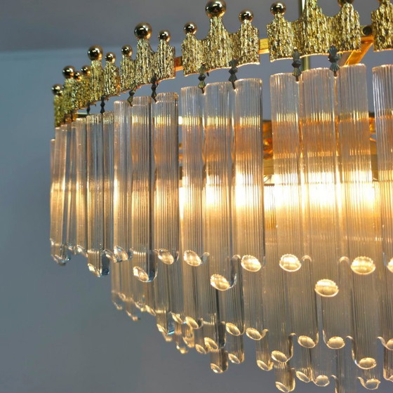 Image 1 of Xl kroonluchter mid century geperst glas met messing Hollywood regency glam