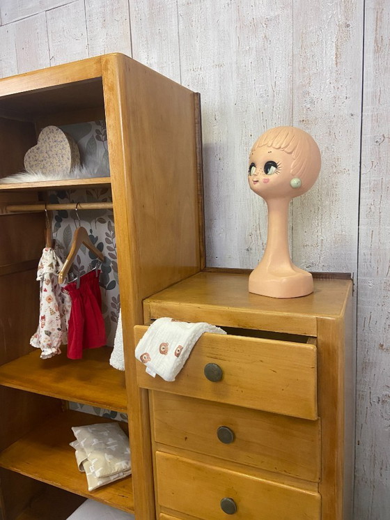 Image 1 of Armadio asimmetrico degli anni '50