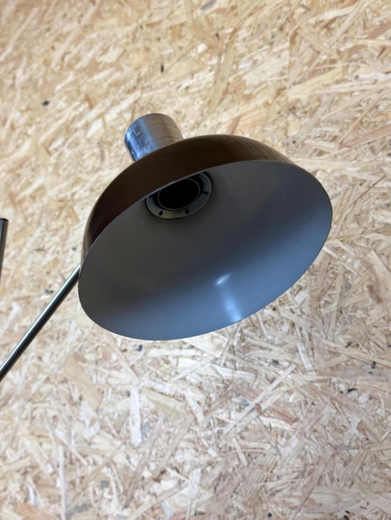 Image 1 of Lampadaire des années 1960/70, design futuriste, métal