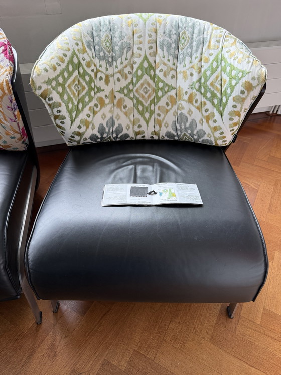 Image 1 of 4 sillas de diseño Elba de Franco Raggi con 2 otomanas.