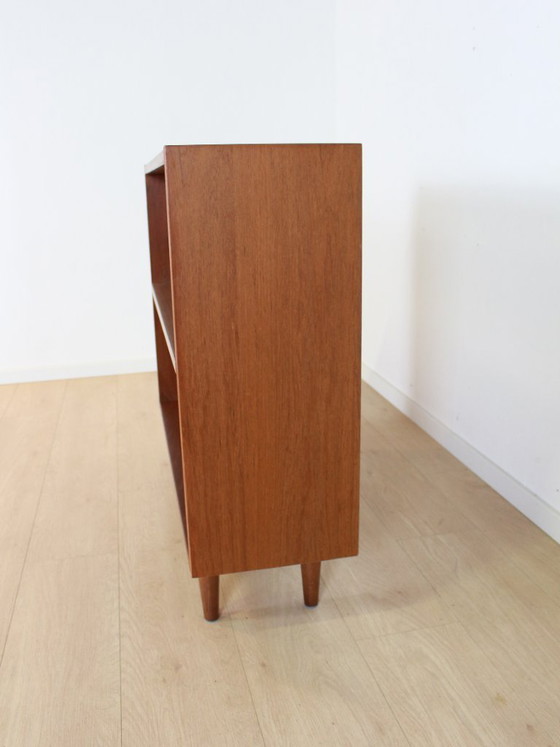 Image 1 of Kleines Bücherregal – Teakholz