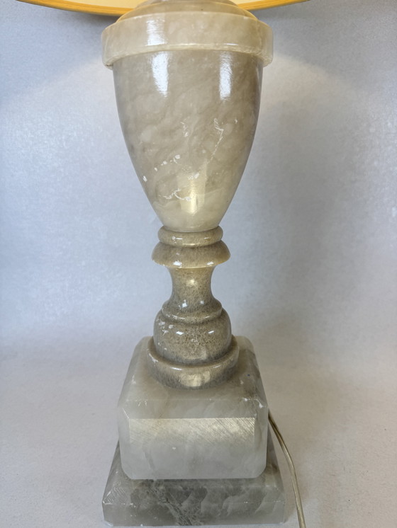 Image 1 of Elegant vintage table lamp made of alabaster and marble - warm light, timeless class