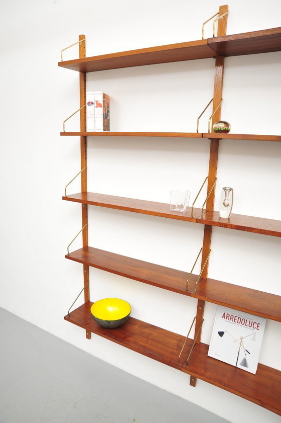 Image 1 of Estantería de pared "Royal System" de teca por Poul Cadovius para CADO (años 50)