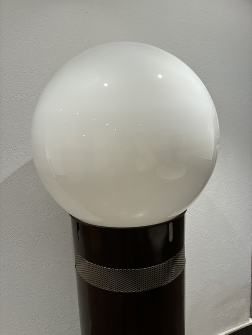 Oracolo floor lamp from Artemide