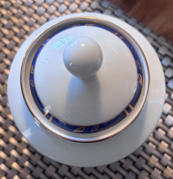 Image 1 of Service de table Guy Degrenne. 117 pièces, complet. Porcelaine de Limoges. Neuf.