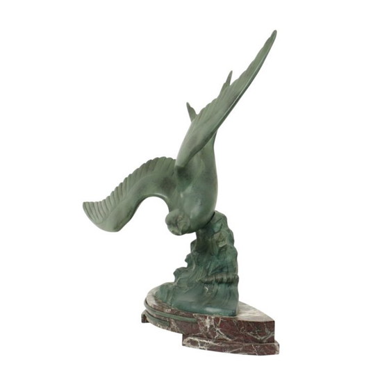 Image 1 of Sculpture Art Déco représentant une mouette sur socle en marbre