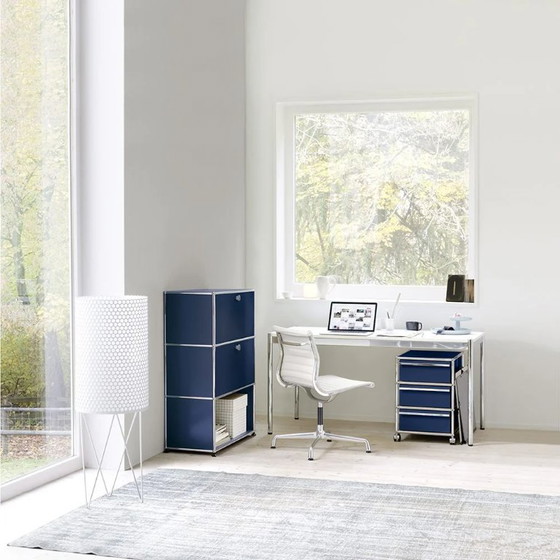Table USM Haller Advanced + conteneur à roulettes – Prix fixe – Bureaux, Chrome (photo 9 of 18)