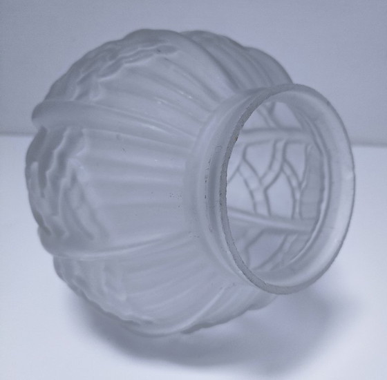 Image 1 of suspension art déco globe verre monture métal chromé